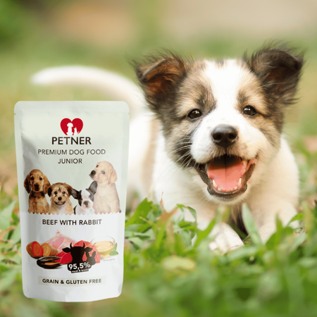 Mokra karma dla szczeniąt wołowina z królikiem saszetka Petner 500g