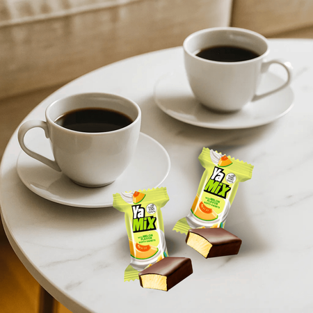 Pianki w czekoladzie melonowe z galaretką w polewie Yamix 1kg
