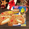 Dr Oetker Kopiec Shreka ciasto toffi z masą waniliową i żelkami 301g