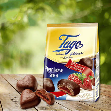 Pierniki Truskawkowe Serca piernikowe serca z nadzieniem Tago 160g