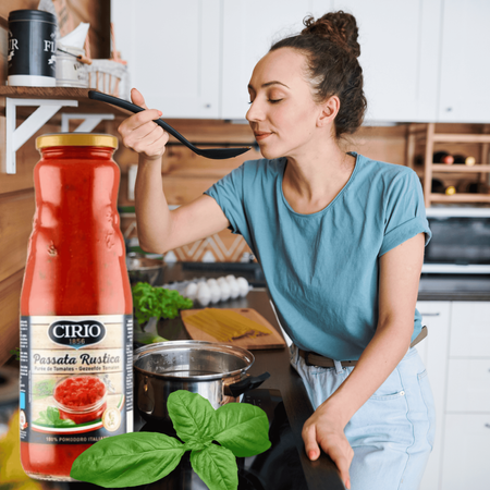 Passata Rustica z bazylią gęsty włoski przecier z pomidorów Cirio 680g