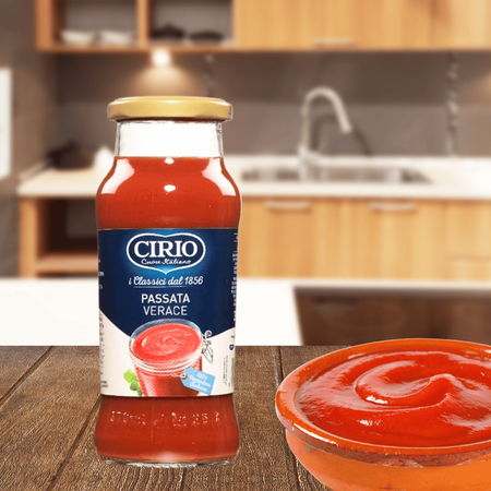 Passata Verace aksamitny włoski przecier pomidorowy Cirio 350g